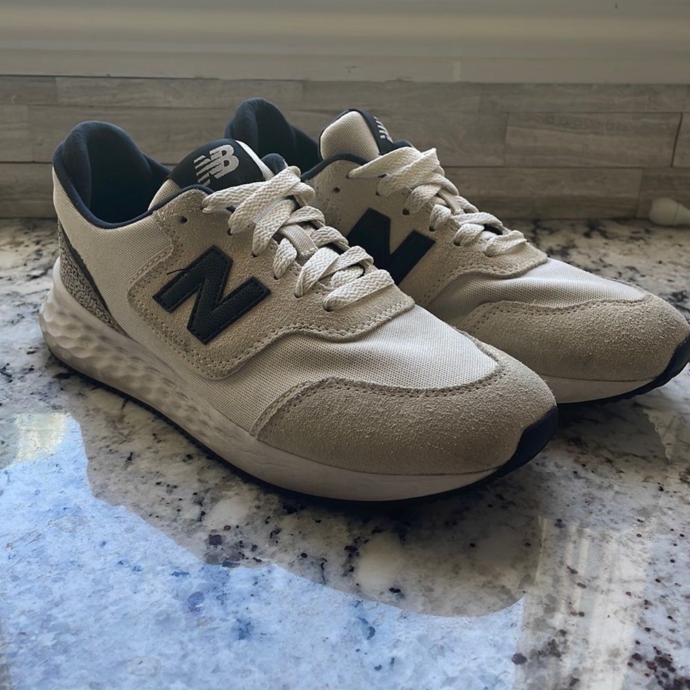 New Balance Sneakers 8